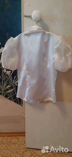 Продам блузку размер 134