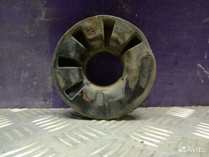 Проставка под заднюю пружину задняя левая Renault