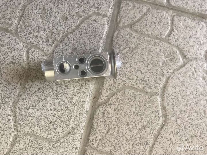 Клапан кондиционера Mercedes