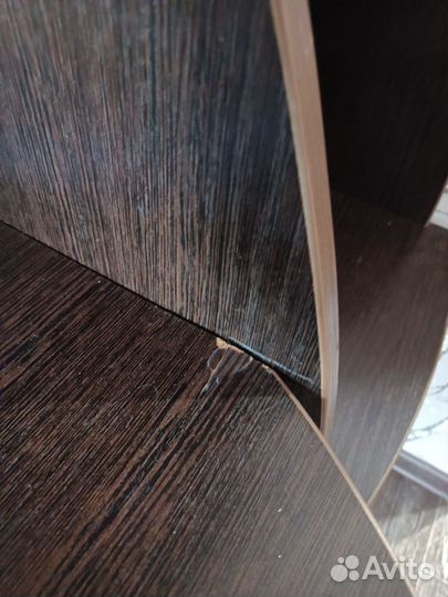 Стол компьютерный