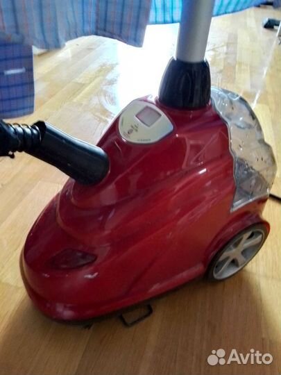 Отпариватель для одежды вертикальный