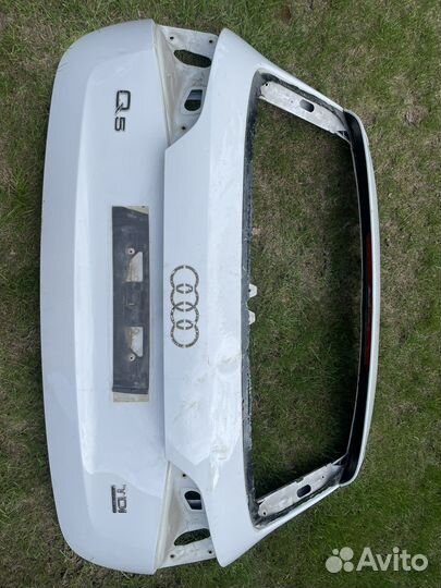 Крышка багажника Ауди Ку5 2011 год