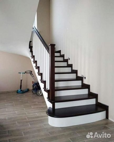 Лестница на второй этаж от производителя