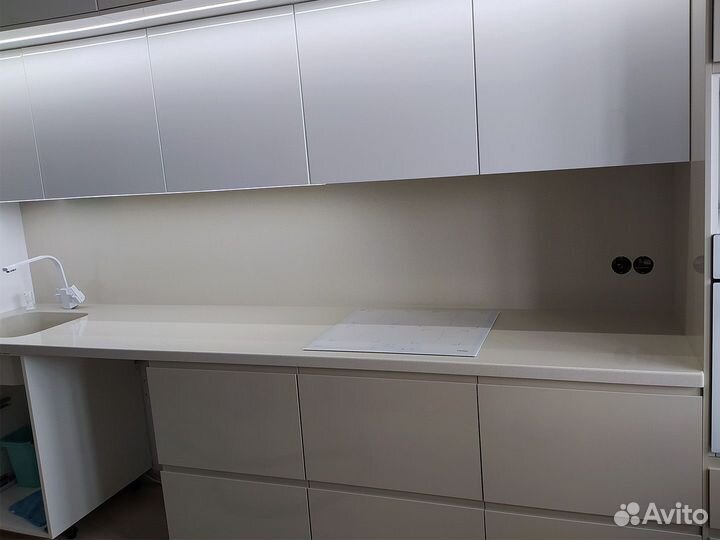 Каменная столешница для кухни м2