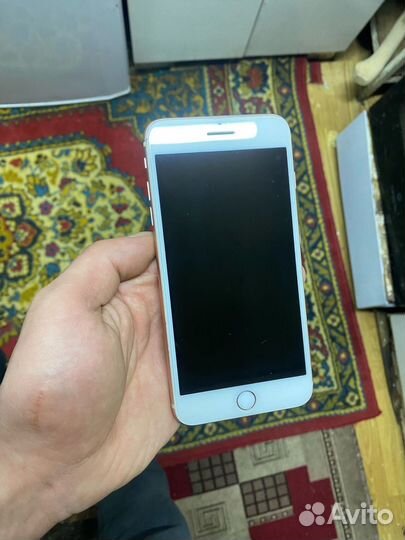iPhone 8 Plus, 64 ГБ
