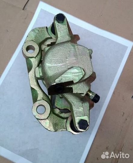 Volkswagen Passat B3/B4 88-97 суппорт Правый Перед