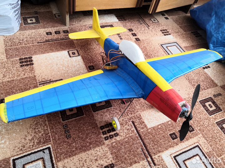 Радиоуправляемая модель самолёта mustang P-51D