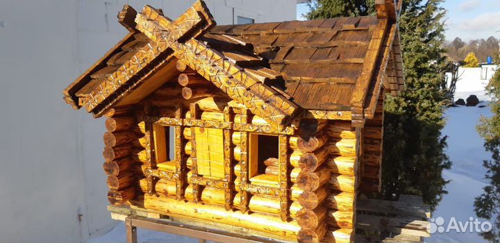 Кормушка для птиц