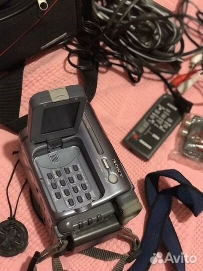 Видеокамера sony hi8