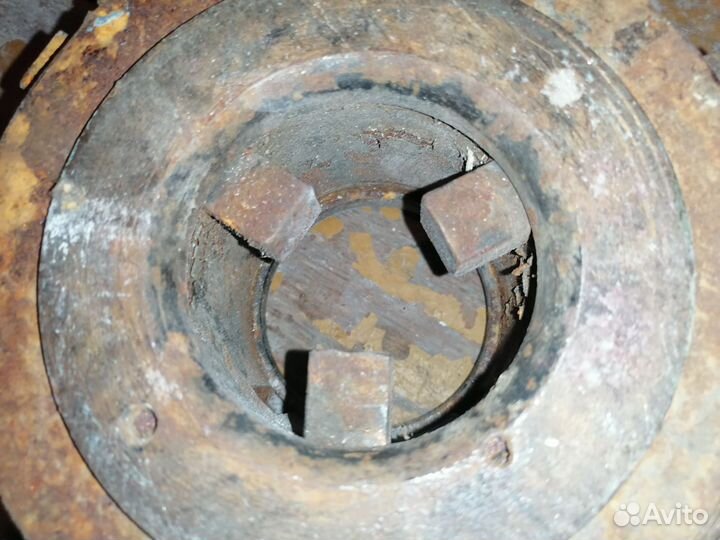 Клупп трубный 1/2