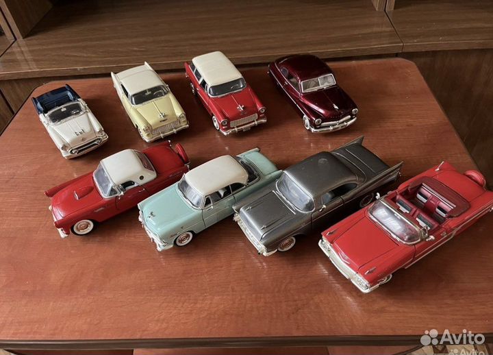Коллекционные модели машин 1:24