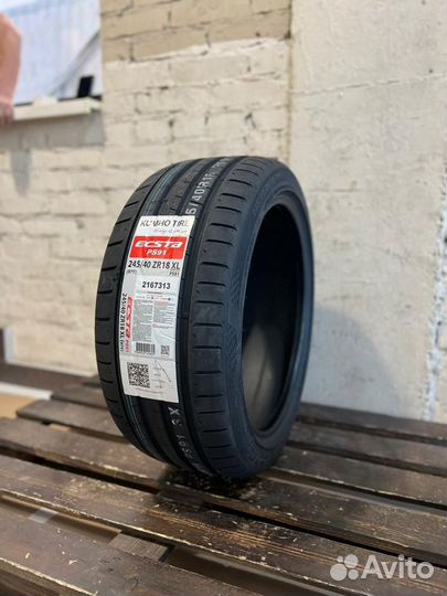 Kumho Ecsta PS91 245/40 R18 97Y