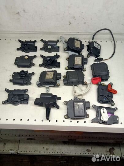 Электропривод заслонок печки VW Audi Skoda