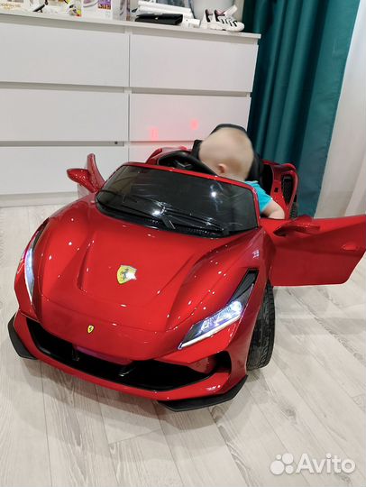 Детский электромобиль Феррари. бу