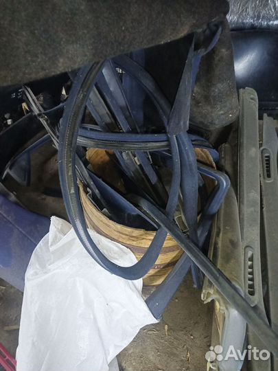 Пластик салона mercedes Benz E 210