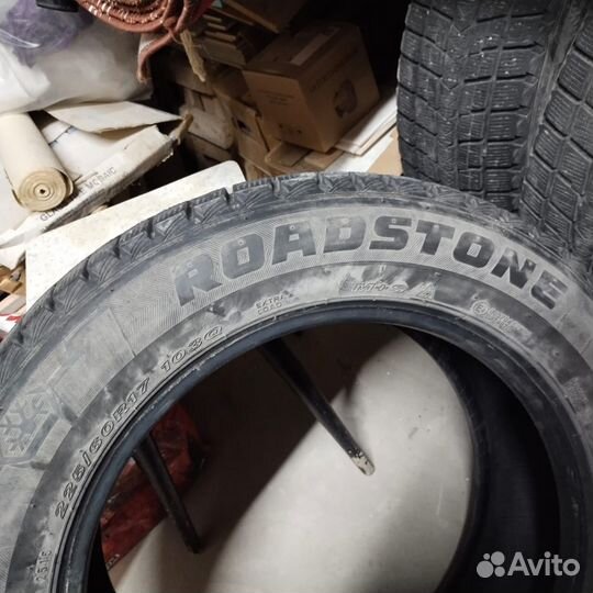 Roadstone Winguard Ice SUV 225/60 R17 103Q