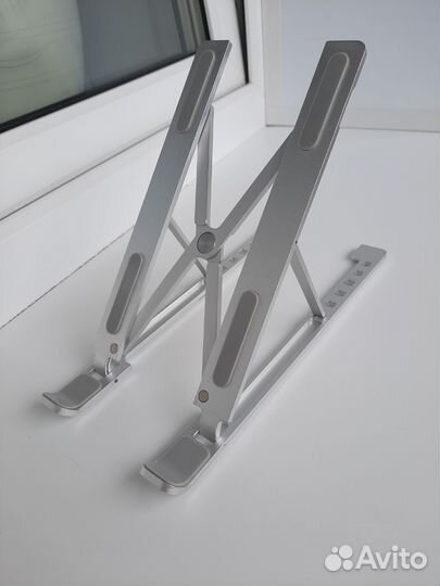Подставка для ноутбука металлическая