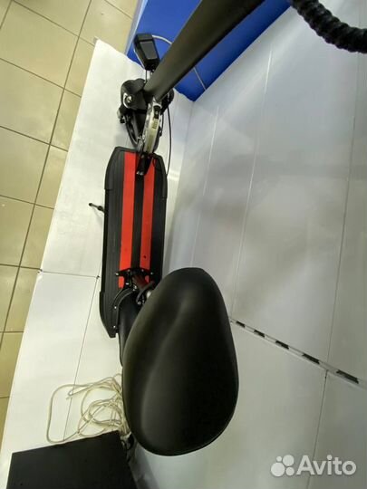 Электросамокат Carmega Raven (CAR-cmraven-bkrd)