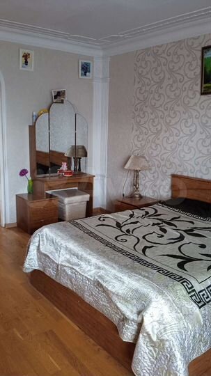 3-к. квартира, 113 м², 9/10 эт.