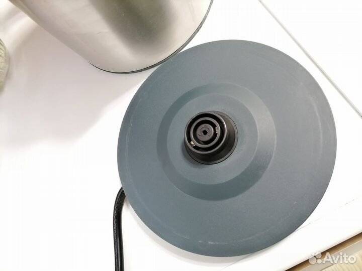 Электрочайник Redmond