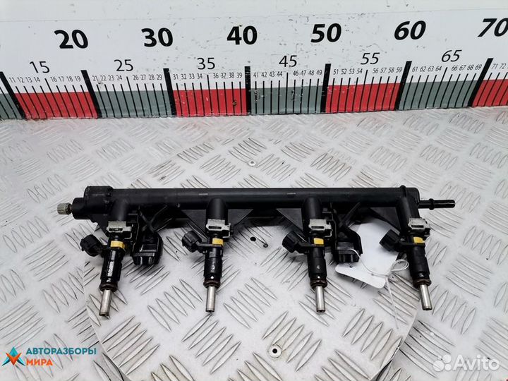 Форсунка Peugeot 207 2009 1984G7