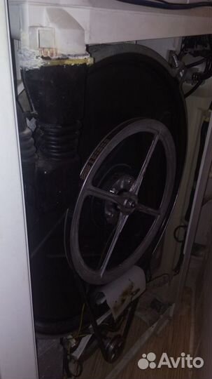На разбор отдам стиральную машину Индезит WT600U