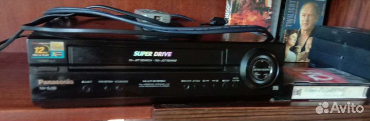 Видеомагнитофон panasonic