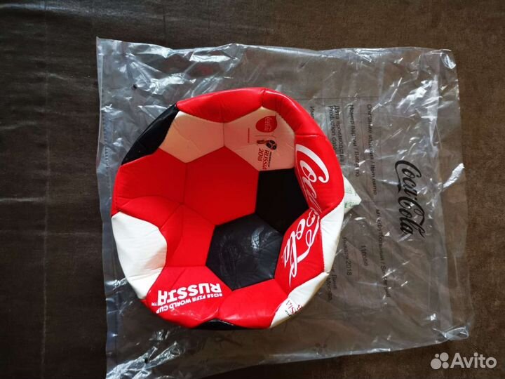 Футбольный мяч кока кола Coca-Cola