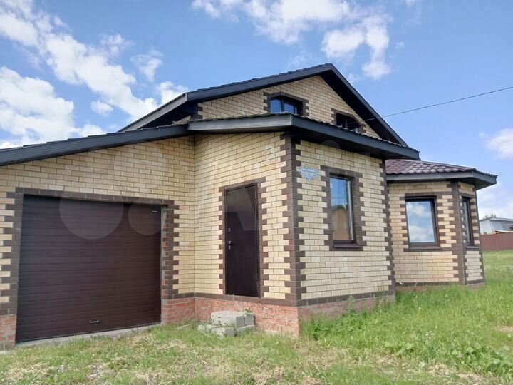 Дом 180 м² на участке 7,5 сот.