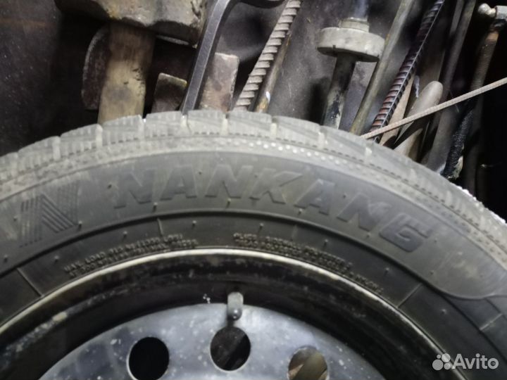 Nankang AR-1 195/65 R15 91Q