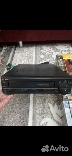 Видеомагнитофон Sony