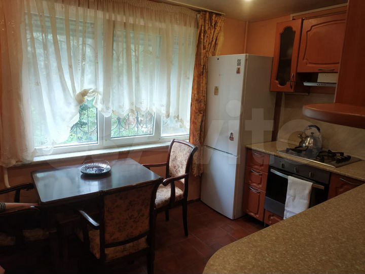 3-к. квартира, 54 м², 2/5 эт.