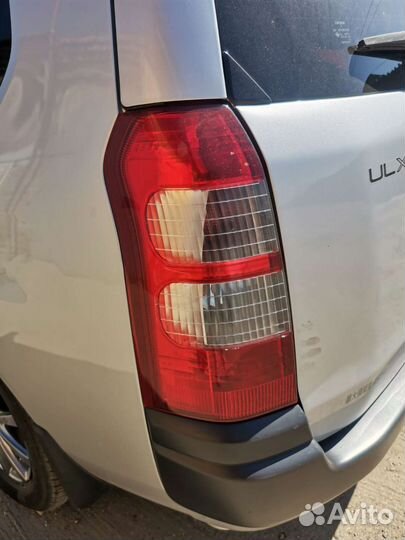 Задний фонарь (Левый) тойота succeed