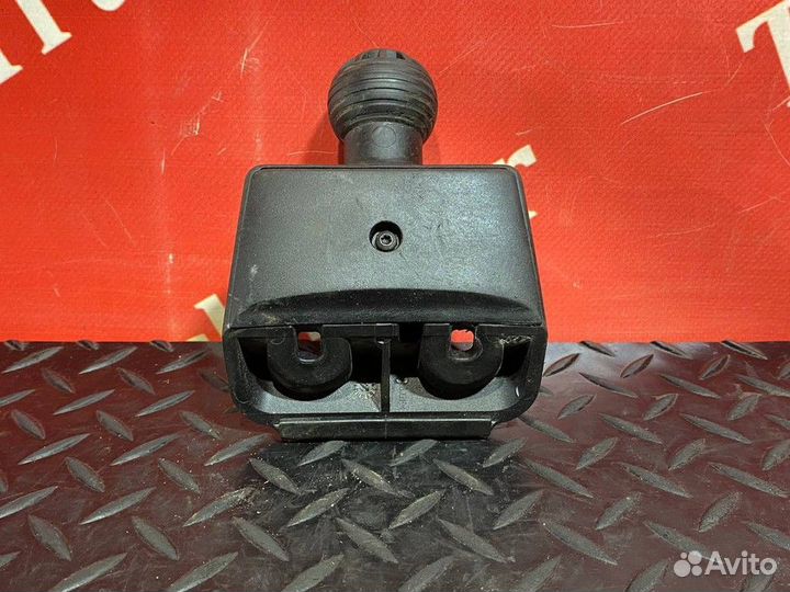 Кронштейн зеркала бордюрного Daf XF105