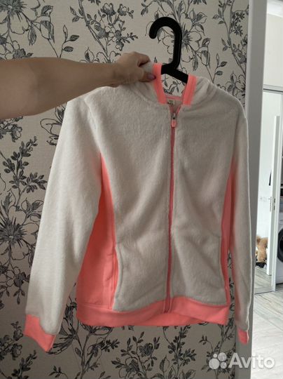 Пайта на девочку