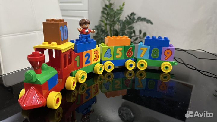 Lego duplo поезд