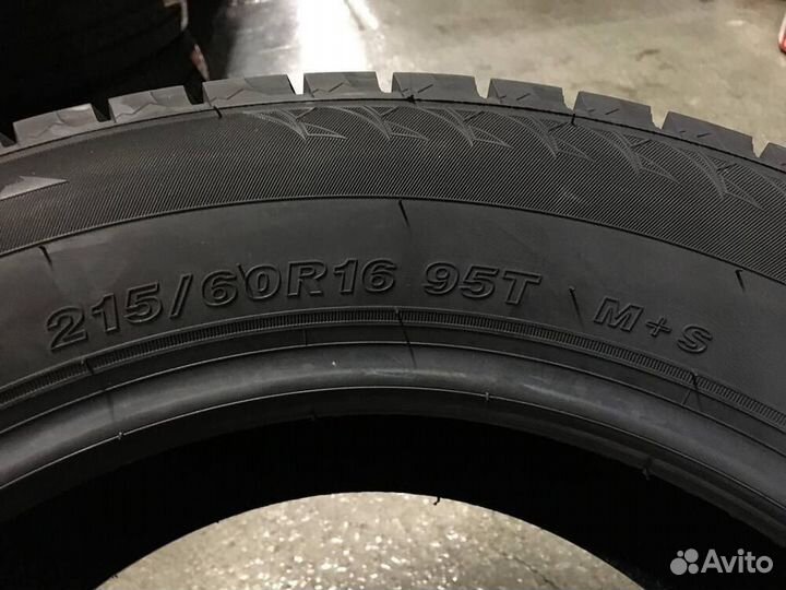 Westlake SW618 215/60 R16 95T