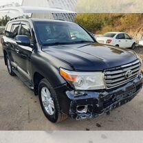 Toyota Land Cruiser 4.5 AT, 2013, битый, 270 000 км, с пробегом, цена 2 450 000 руб.