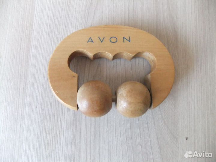 Ручной деревянный массажер avon