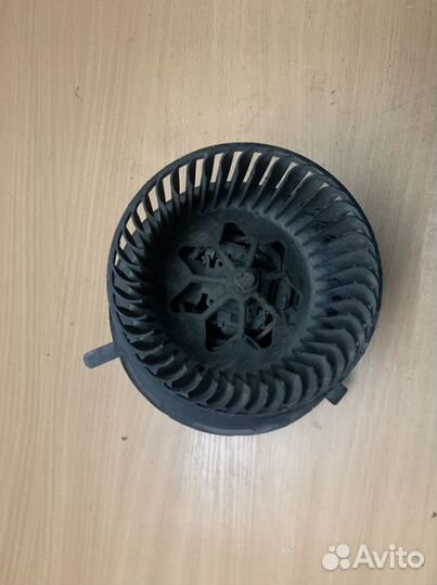 Моторчик печки vw passat b6