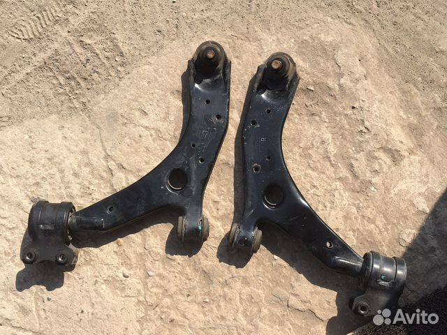 Передние рычаги Мазда 3