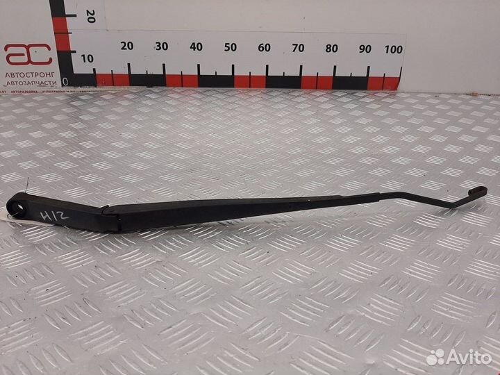 Щеткодержатель (поводок стеклоочистителя, дворник)