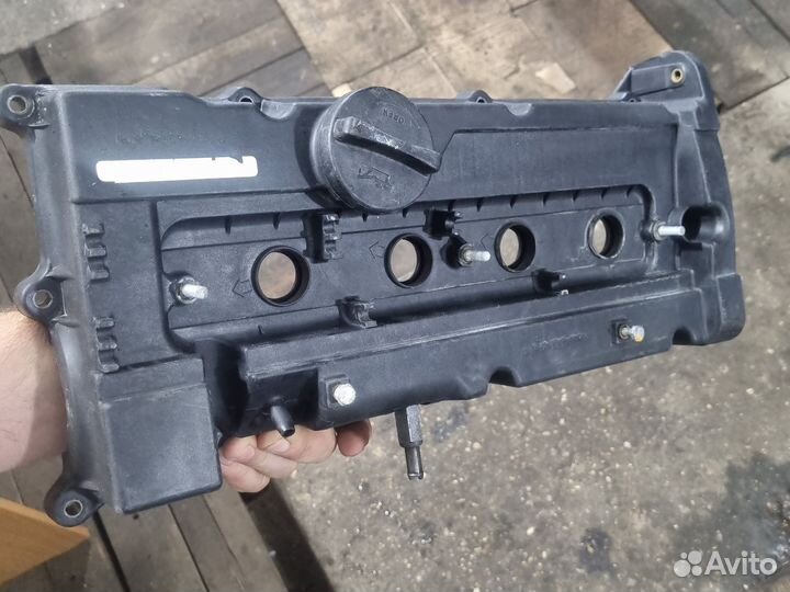 Клапанная крышка акцент