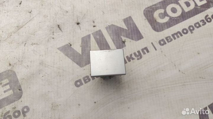 Заглушка панели приборов Ford Kuga 1