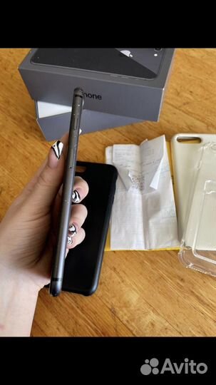 iPhone 8 Plus, 64 ГБ