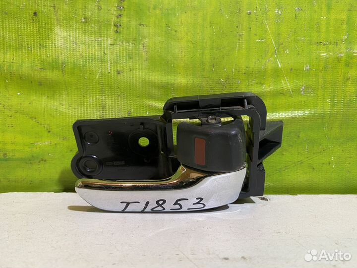 Ручка двери внутренняя правая Toyota Avensis 1