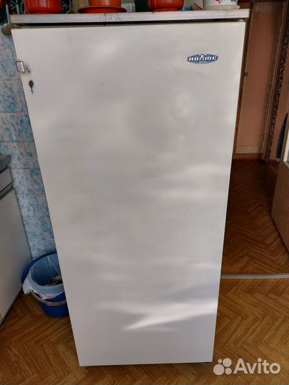 Продам холодильник Полюс