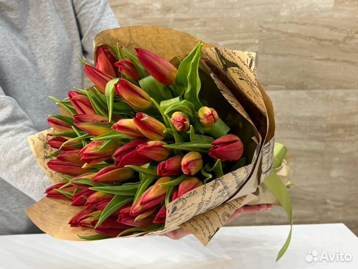 Тюльпаны букет 8 марта