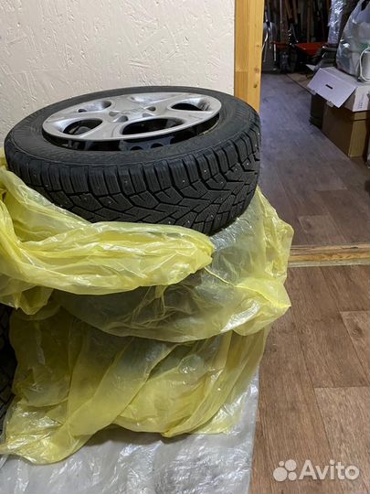 Gislaved Nord Frost 200 185/60 R14