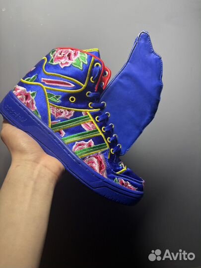 Кроссовки Adidas x Jeremy Scott Wings 0.1